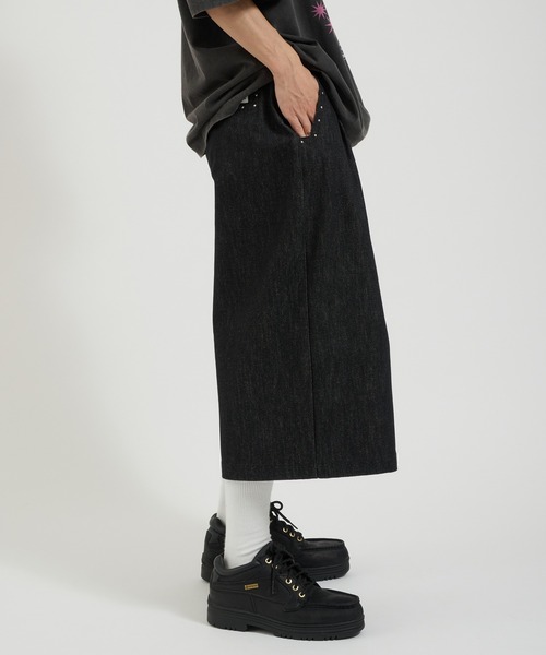 Perushu(ペルーシュ)の「スタッズデザイン ワイドハーフパンツ(デニムパンツ・メンズ・グレー/ブラック/インディゴブルー・MEDIUM/LARGE)」の17枚目の写真