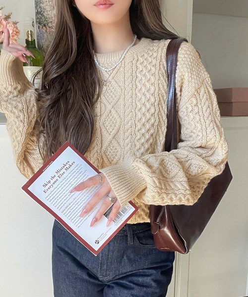 セール】クラシカルなアラン編みが映える♪秋冬ムードをグッと高める