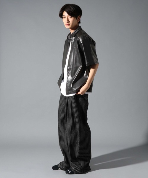 LAND MUSEUM(ランドミュージアム)の「LAND MUSEUM/オーバーレザー半袖シャツ(シャツ/ブラウス・メンズ・ブラック・MEDIUM/LARGE)」の19枚目の写真