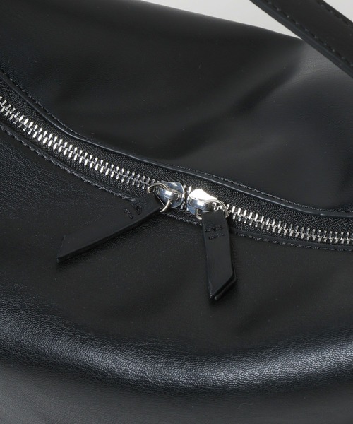 A part by(アパートバイ)の「2WAYソフトバッグ(ショルダーバッグ・レディース・ブラック/ライトベージュ・FREE)」の5枚目の写真