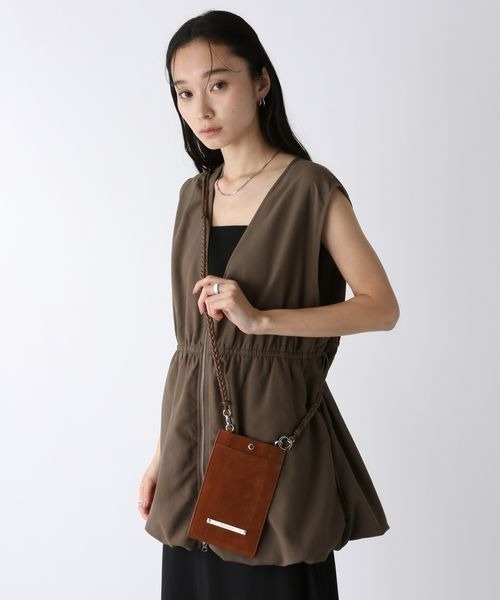 JEANASIS(ジーナシス)の「フェイクスエードスマホケースショルダー/580500(スマホグッズ・レディース・ブラウン/ライトブルー/ブラック・FREE)」の21枚目の写真