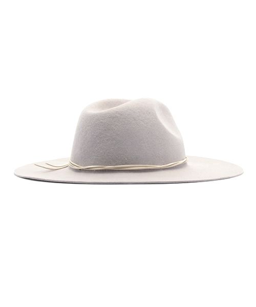 MERCURYDUO（マーキュリーデュオ）の「【GDS】 フェイクスエード細リボンHAT（ハット・レディース・キャメル/ライトグレー/ベージュ系その他・FREE）」の7枚目の写真