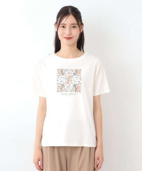 LAURA ASHLEY（ローラアシュレイ）の「【STORY掲載！/接触冷感/コットン100％／3colors】エラビー スカーフ柄 Tシャツ（Tシャツ/カットソー・レディース・オフホワイト/チャコールグレー/サックスブルー・38/40）」の16枚目の写真