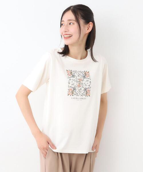 LAURA ASHLEY（ローラアシュレイ）の「【STORY掲載！/接触冷感/コットン100％／3colors】エラビー スカーフ柄 Tシャツ（Tシャツ/カットソー・レディース・オフホワイト/チャコールグレー/サックスブルー・38/40）」の22枚目の写真
