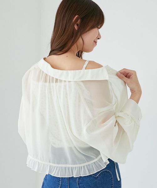 MAJESTIC LEGON(マジェスティックレゴン)の「インナー付きドロストシアーブラウス(シャツ/ブラウス・レディース・ブルー/チャコールグレー/アイボリー/ブラウン・MEDIUM)」の10枚目の写真