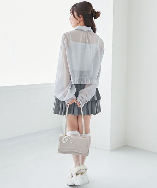 MAJESTIC LEGON(マジェスティックレゴン)の「インナー付きドロストシアーブラウス(シャツ/ブラウス・レディース・ブルー/チャコールグレー/アイボリー/ブラウン・MEDIUM)」の14枚目の写真