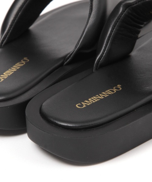 Curensology（カレンソロジー）の「Curensology(カレンソロジー)/【CAMINANDO】パディングサンダル（サンダル・レディース・ブラック/オフホワイト・37/36/38）」の9枚目の写真