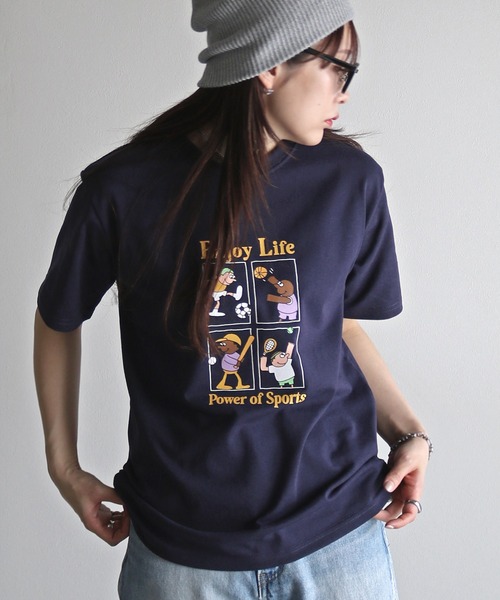 COURO(コウロ)の「デザイングラフィックモチーフTシャツ(Tシャツ/カットソー・レディース・ライトグレー系/レッド系1/ホワイト系1/レッド系/ホワイト系/イエロー系2/ライトグレー系1/ネイビー系/グレー系/レッド系2/グレー系2/ホワイト系2/ピンク系1/イエロー系1/イエロー系/ライトグレー系2/ネイビー系1/グレー系1/ピンク系/ピンク系2/ネイビー系2・FREE)」の11枚目の写真