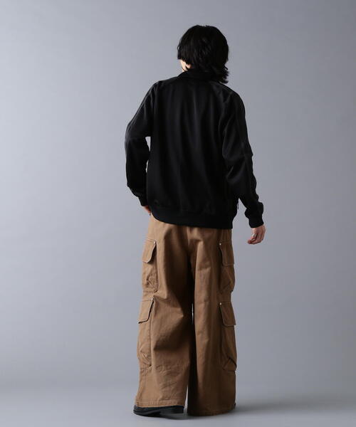 DANKE SCHON(ダンケシェーン)の「DankeSchon/ダンケシェーン/DUCK FLARE BAGGY CARGO PANTS(カーゴパンツ・メンズ・ブラック/ベージュ・L/M/S)」の9枚目の写真