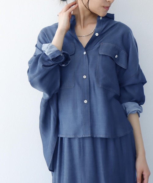 Jines(ジネス)の「キュプラデニムショートシャツ【セットアップ可】(シャツ/ブラウス・レディース・ブルー/インディゴブルー・38)」の1枚目の写真