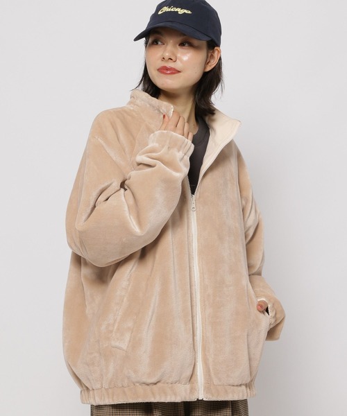 niko and（ニコアンド）の「リバーシブルVラインブルゾン