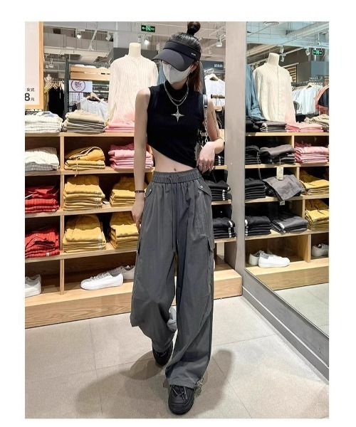 Ritzy(リッツィー)の「4色展開 カジュアルカーゴパンツ(カーゴパンツ・レディース・イエロー/グレー/ブラック/ピンク・M/L)」の9枚目の写真