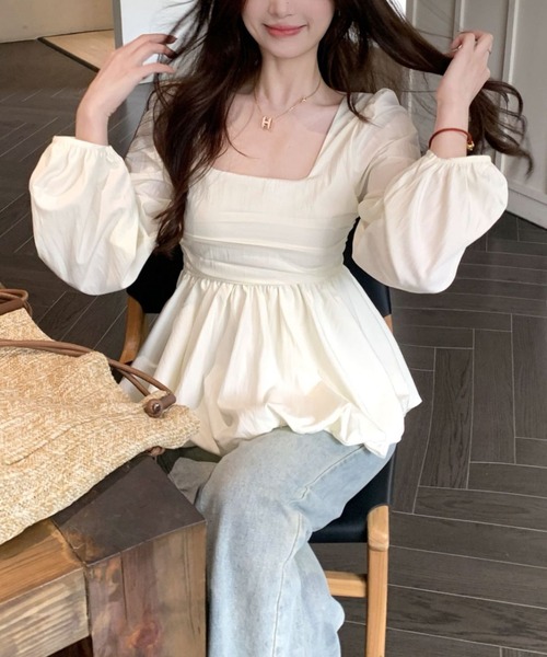 Maison Calme(メゾンカルム)の「スクエアネックバルーンパフスリーブブラウス フェミニン ガーリー(シャツ/ブラウス・レディース・ブラック/ホワイト・M)」の8枚目の写真