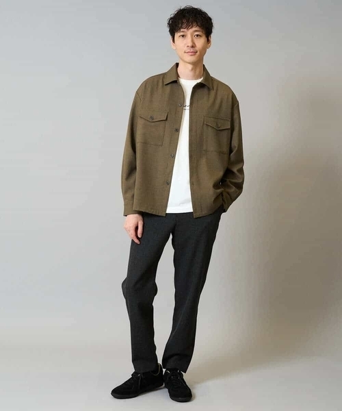 a.v.v（アーヴェヴェ）の「【イージーケア/シワになりにくい】ダブルポケットシャツ 秋リライト【洗濯機で洗える/ストレッチ】（シャツ/ブラウス・メンズ・ライトブラウン/チャコールグレー・46/48/50）」の3枚目の写真
