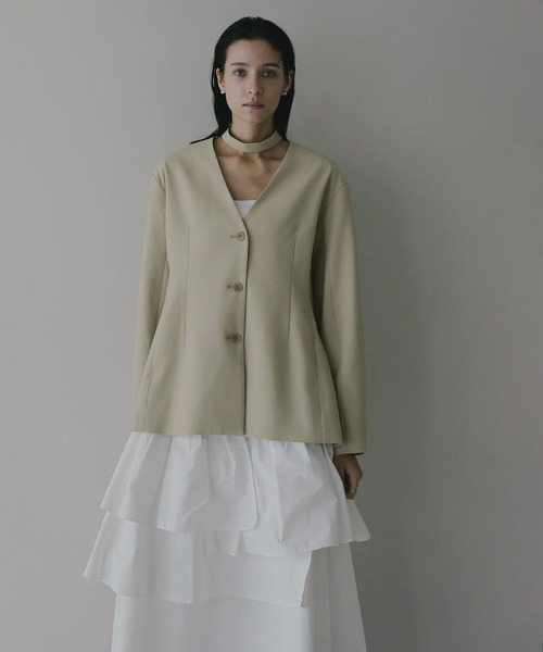 MANOF（マノフ）の「CURVED SLEEVE CHOKER JACKET（その他アウター・レディース・ブラック/ベージュ・S/M）」の13枚目の写真