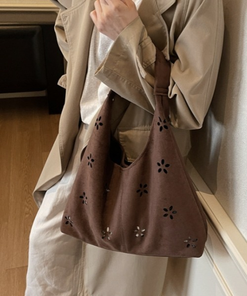gossip！ロサンゼルス（ゴシップロサンゼルス）の「Y2K大容量トートバッグ／ショルダーバッグ（A5収納可）（ショルダーバッグ・レディース・ブラウン/ブラック・FREE）」の10枚目の写真