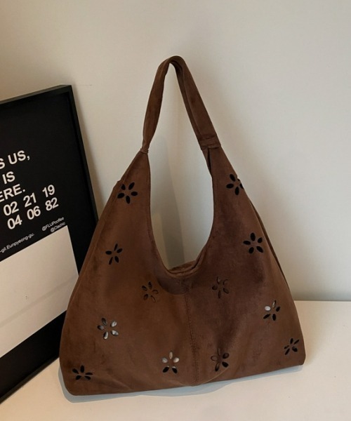 gossip！ロサンゼルス（ゴシップロサンゼルス）の「Y2K大容量トートバッグ／ショルダーバッグ（A5収納可）（ショルダーバッグ・レディース・ブラウン/ブラック・FREE）」の16枚目の写真