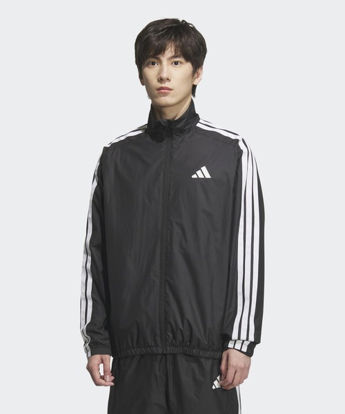 マストハブ スリーストライプス 起毛トリコット素材の裏地 ウインド