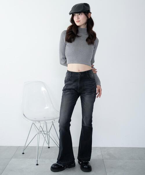 WEGO（ウィゴー）の「WEGO/リブハイネックショートニット（ニット/セーター・レディース・ブラック/グレー系その他/ホワイト系その他5/ホワイト/レッド・FREE）」の9枚目の写真