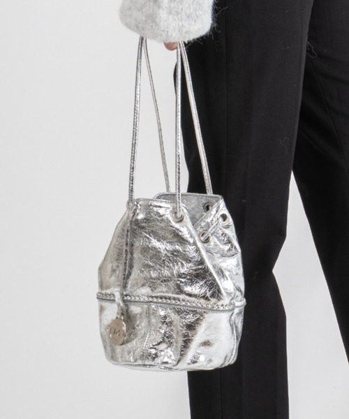 marco masi（マルコマージ）の「【MARCO MASI/マルコマージ】巾着 ショルダーバッグ バケツバッグ（ショルダーバッグ・レディース・ブラック/モカ/シルバー・FREE）」の3枚目の写真