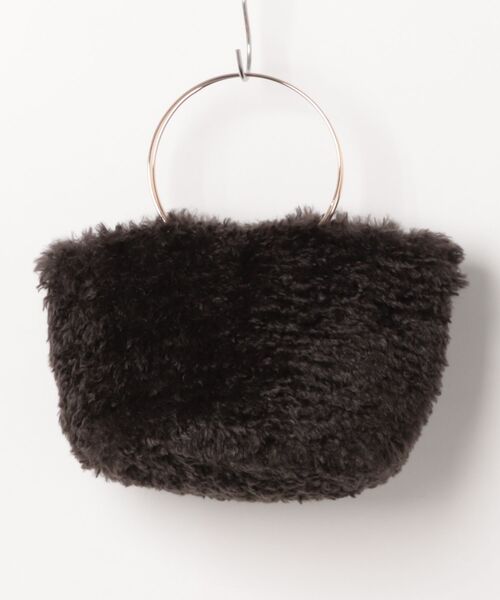 HELEN MOORE（ヘレンムーア）の「【HELEN MOORE/ヘレンムーア】ゴールドリングフェイクファーバッグ（ハンドバッグ・レディース・グレイッシュベージュ/チャコールグレー・フリー）」の13枚目の写真