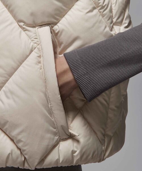 セール】ジョーダン ブルックリン ウィメンズ Therma-FIT キルテッド