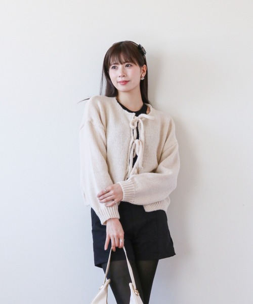 gossip!ロサンゼルス(ゴシップロサンゼルス)の「フロントストリング リラクシーカーディガン(カーディガン/ボレロ・レディース・グレー/ピンク/アイボリー/ブラック・FREE)」の1枚目の写真