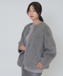 boa zip up short blouson
