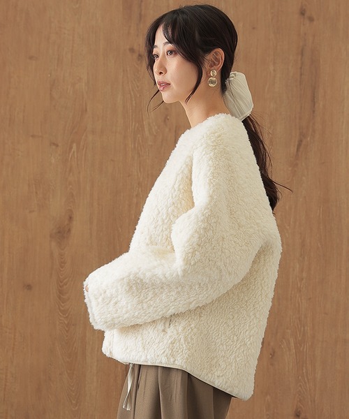 SUWDEE（スーディー）の「boa zip up short blouson（ブルゾン・レディース・アイボリー/グレー・FREE）」の4枚目の写真