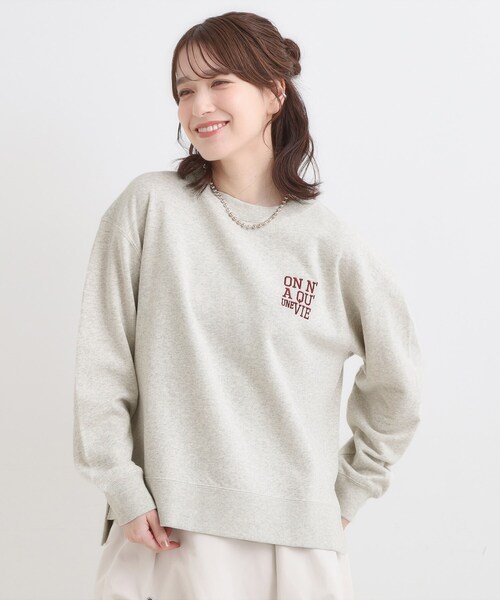 SHOO・LA・RUE(シューラルー)の「【S-LL】選べる4柄 グラフィックアソート裏毛スウェット(スウェット・レディース・ホワイト系3/チャコール/ベージュ系その他7/ブラック系/ダークブラウン系2/ブルー系1/ピンク系4/グレー系1・01/02/03/04)」の15枚目の写真