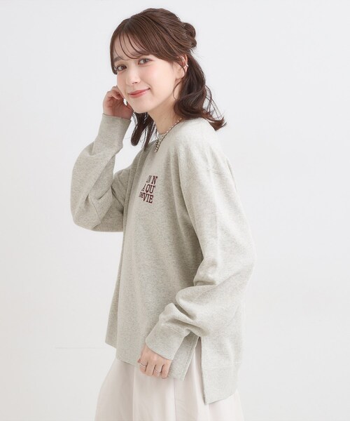 SHOO・LA・RUE(シューラルー)の「【S-LL】選べる4柄 グラフィックアソート裏毛スウェット(スウェット・レディース・ホワイト系3/チャコール/ベージュ系その他7/ブラック系/ダークブラウン系2/ブルー系1/ピンク系4/グレー系1・01/02/03/04)」の14枚目の写真