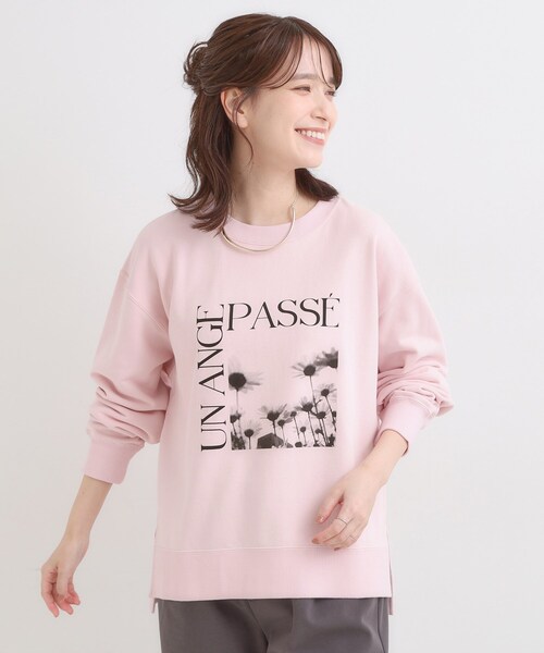 SHOO・LA・RUE(シューラルー)の「【S-LL】選べる4柄 グラフィックアソート裏毛スウェット(スウェット・レディース・ホワイト系3/チャコール/ベージュ系その他7/ブラック系/ダークブラウン系2/ブルー系1/ピンク系4/グレー系1・01/02/03/04)」の17枚目の写真