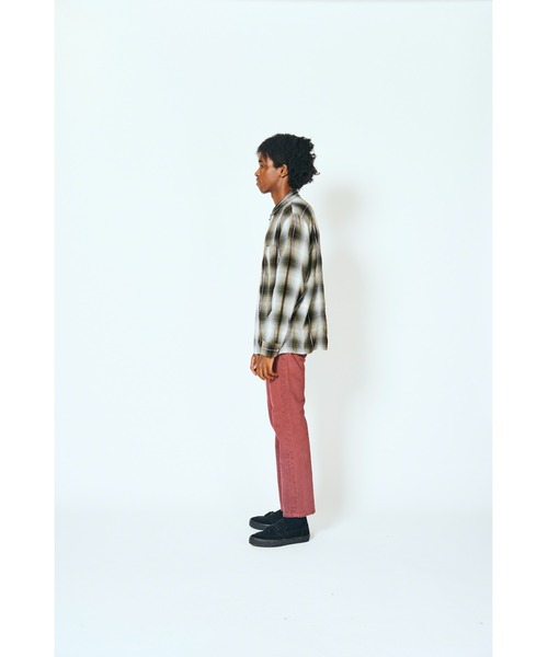 TOWNCRAFT(タウンクラフト)の「TOWN CRAFT タウンクラフト / 60S LOOP COLLAR SHIRT(シャツ/ブラウス・メンズ・グレー/ブラック/グリーン・MEDIUM/LARGE)」の10枚目の写真