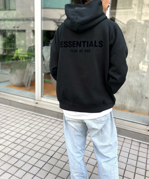 FOG ESSENTIALS(エフオージーエッセンシャルズ)の「【FOG ESSENTIALS】エッセンシャルズ FLOCKING PRINTED HOODIE プルオーバーパーカー(パーカー・メンズ・ブラック・XL/L/M/S)」の7枚目の写真