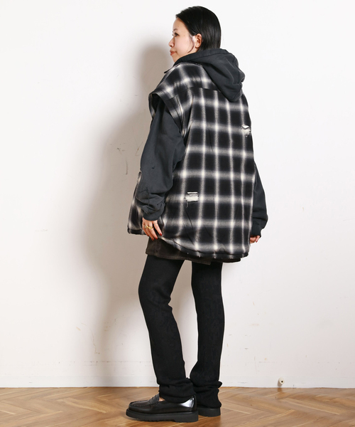 AP STUDIO(エーピーストゥディオ)の「【StandAlone/スタンド アローン】DESTROYED EMBROIDERY HOODIE(スウェット・レディース・スミクロ・FREE)」の6枚目の写真