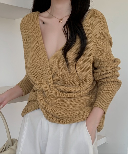 Maison Calme(メゾンカルム)の「【2WAY】フロントクロス オーバーサイズVネックニットカーディガン リバーシブル 大人カジュアル 細見え(ニット/セーター・レディース・ブラック/グレー/ブラウン・F)」の19枚目の写真