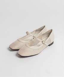 A de Vivre（アドゥヴィーヴル）の「サステナブル シアーフラットパンプス（パンプス）」