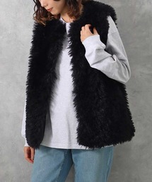 クラス ロベストカヴァリベスト　毛皮ベスト　ファーベスト　フリンジベスト each alchemist ベスト ジレ ノースリフリンジファーベスト レディース