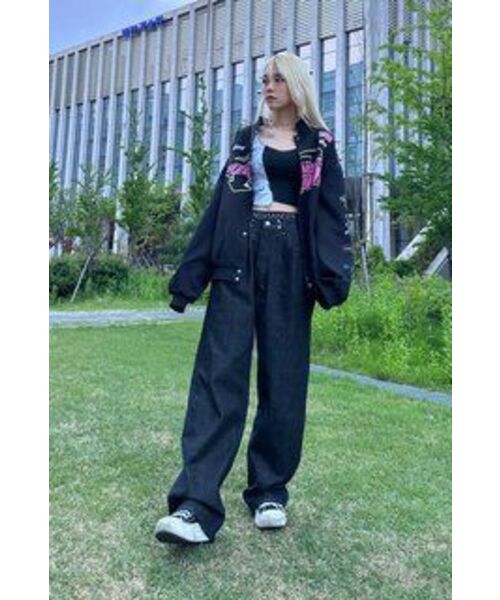 AVANDRESS(アバンドレス )の「BUCKLE WIDE DENIM PANTS INDIGO(デニムパンツ・レディース・その他・X-LARGE)」の7枚目の写真