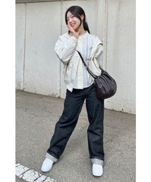 AVANDRESS(アバンドレス )の「BUCKLE WIDE DENIM PANTS INDIGO(デニムパンツ・レディース・その他・X-LARGE)」の9枚目の写真
