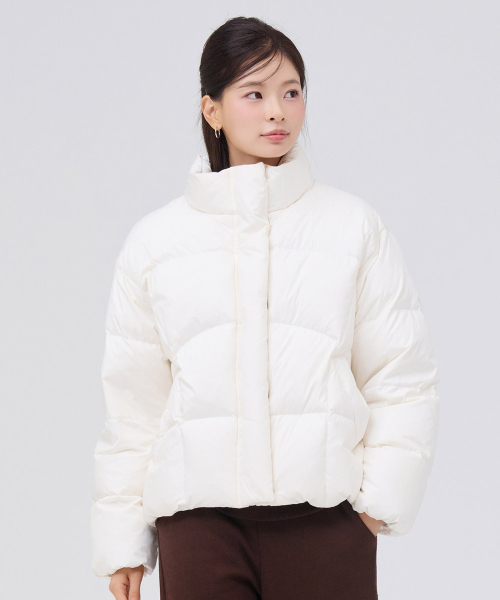 レディースハイネックプファージャケット-アイボリー（ダウン