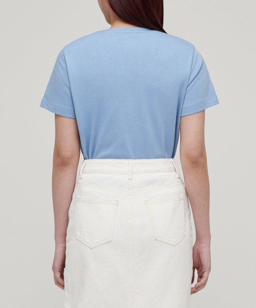 MUSINSA STANDARD WOMAN（ムシンサスタンダードウーマン）の「ウィメンズベーシッククルーネックTシャツ[スカイブルー]（Tシャツ/カットソー・レディース・その他・SMALL/MEDIUM/LARGE/X-LARGE/X-SMALL）」の2枚目の写真