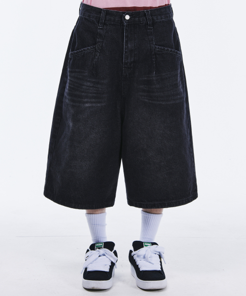 SCALLYWAG（スカリーワグ）の「ビッグバミューダデニムショーツ[ブラック]（その他パンツ・レディース・その他・LARGE/X-LARGE/SMALL/MEDIUM）」の2枚目の写真