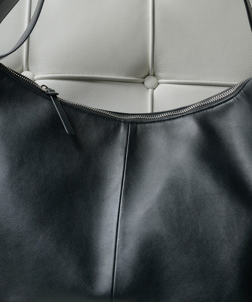 Adoon plain（アドーンプレーン）の「2-WayArtificial Grain  Shoulder Bag / 2Way合皮ショルダーバッグ（ショルダーバッグ・メンズ・ブラック/ブラウン・FREE）」の9枚目の写真