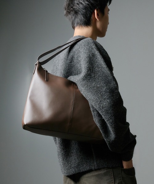 Adoon plain（アドーンプレーン）の「2-WayArtificial Grain  Shoulder Bag / 2Way合皮ショルダーバッグ（ショルダーバッグ・メンズ・ブラック/ブラウン・FREE）」の8枚目の写真