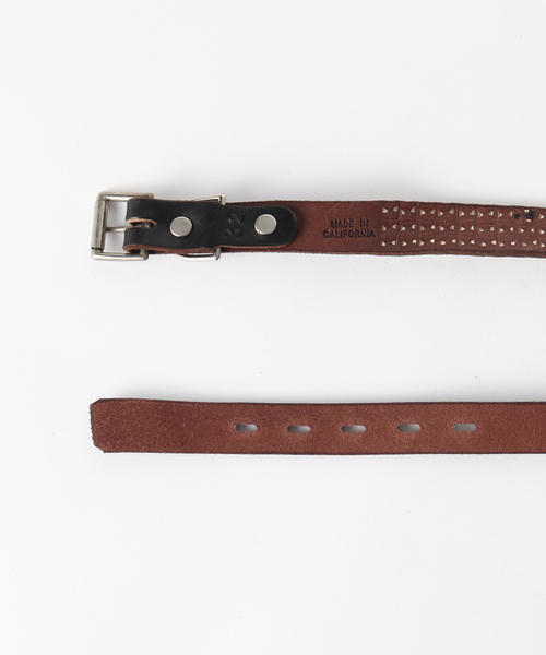 JOURNAL STANDARD（ジャーナルスタンダード）の「MADE IN CALIF Pylamid Studs 3line Belt（ベルト・メンズ・ブラック・32/34/36）」の3枚目の写真