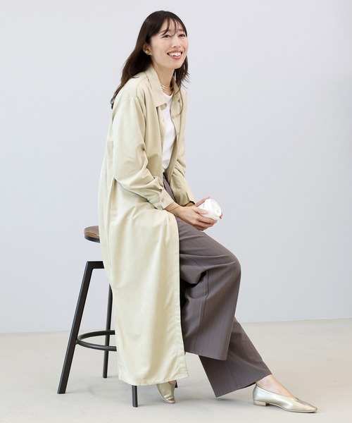 Aletta vita(アレッタビータ)の「フェイクスエードサイドスリットロングワンピース(ワンピース・レディース・チャコール/ライトベージュ・M)」の8枚目の写真