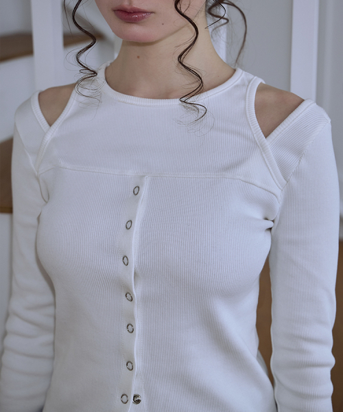 ROSEFRANTZ（ロゼフランツ）の「Cut Out Eyelet Long Sleeve [Ivory]（Tシャツ/カットソー・レディース・アイボリー・FREE）」の2枚目の写真