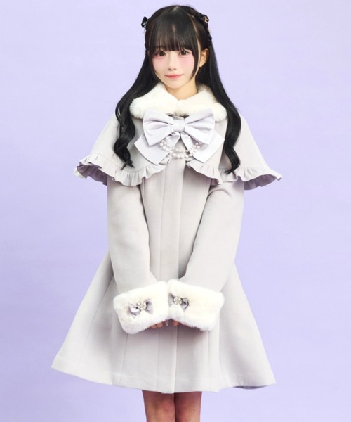 Secret Honey（シークレットハニー）の「ケープ付コート（その他アウター・レディース・グレー/オフホワイト・MEDIUM）」の2枚目の写真