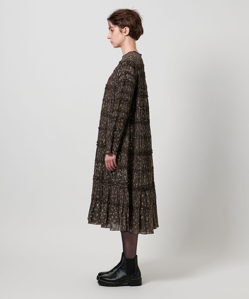 Pheeta（フィータ）の「＜Pheeta＞Billie ミモレ丈 プリント ワンピース/014C-20P（ワンピース・レディース・ダークブラウン・1）」の4枚目の写真